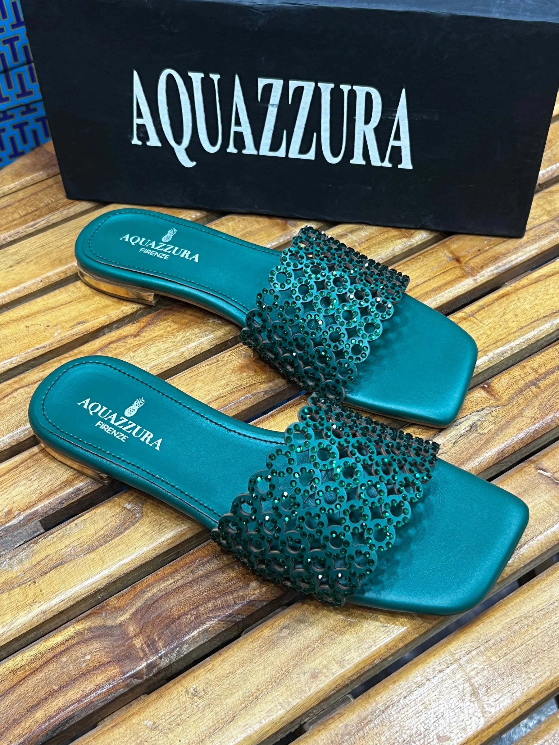 Aquazzur-a ring stone flat