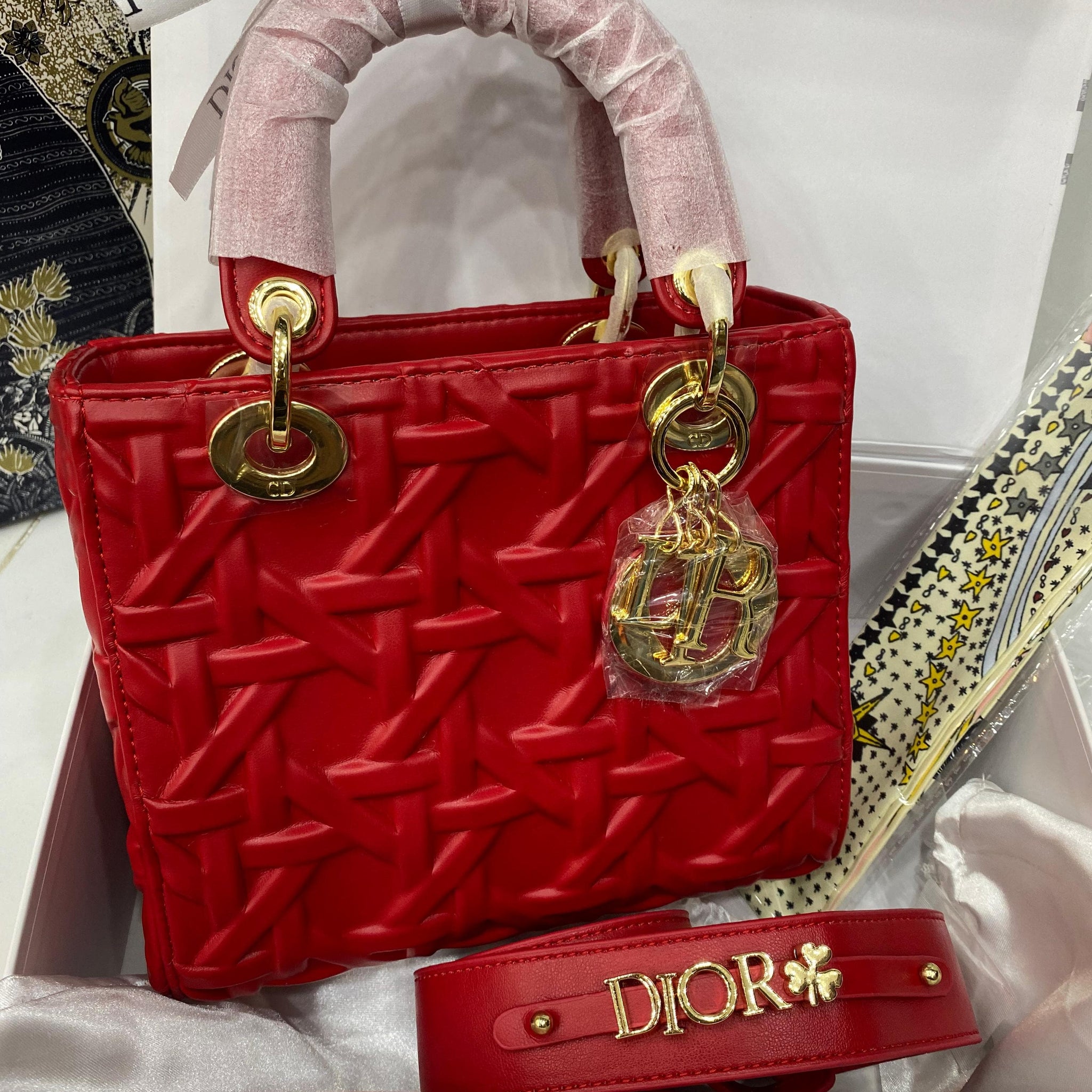 Medium Lady Christian Dior Bag in black Cannage lambskin.
