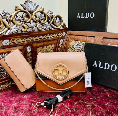 ALDO new. Model
