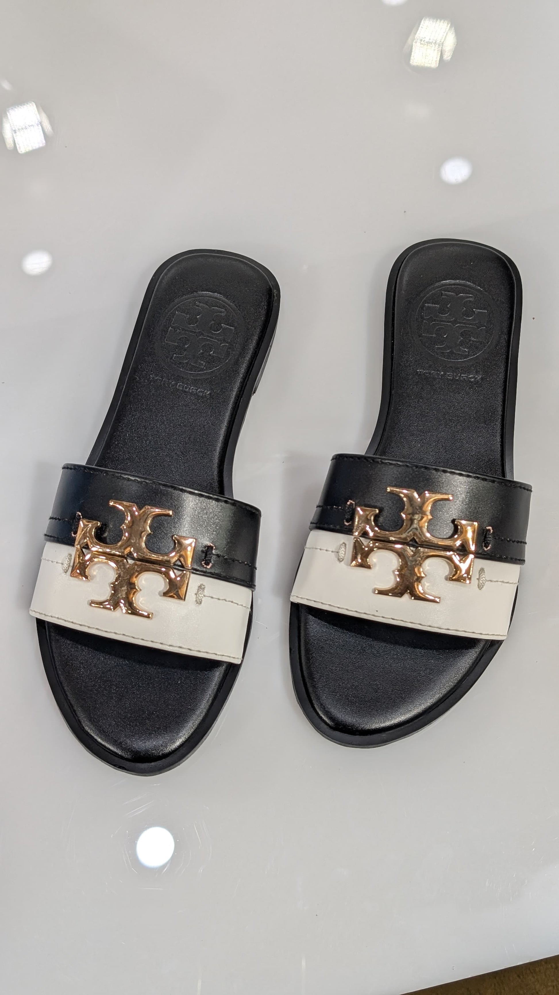 *Tory Burch Everly slippers*