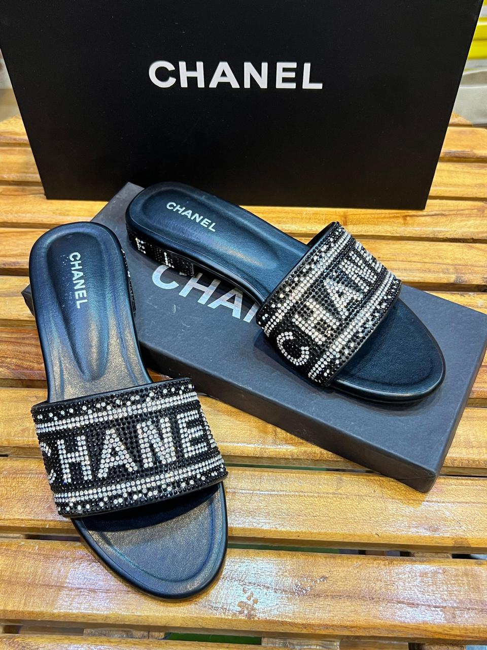 C-h-a-n-e-l flat
