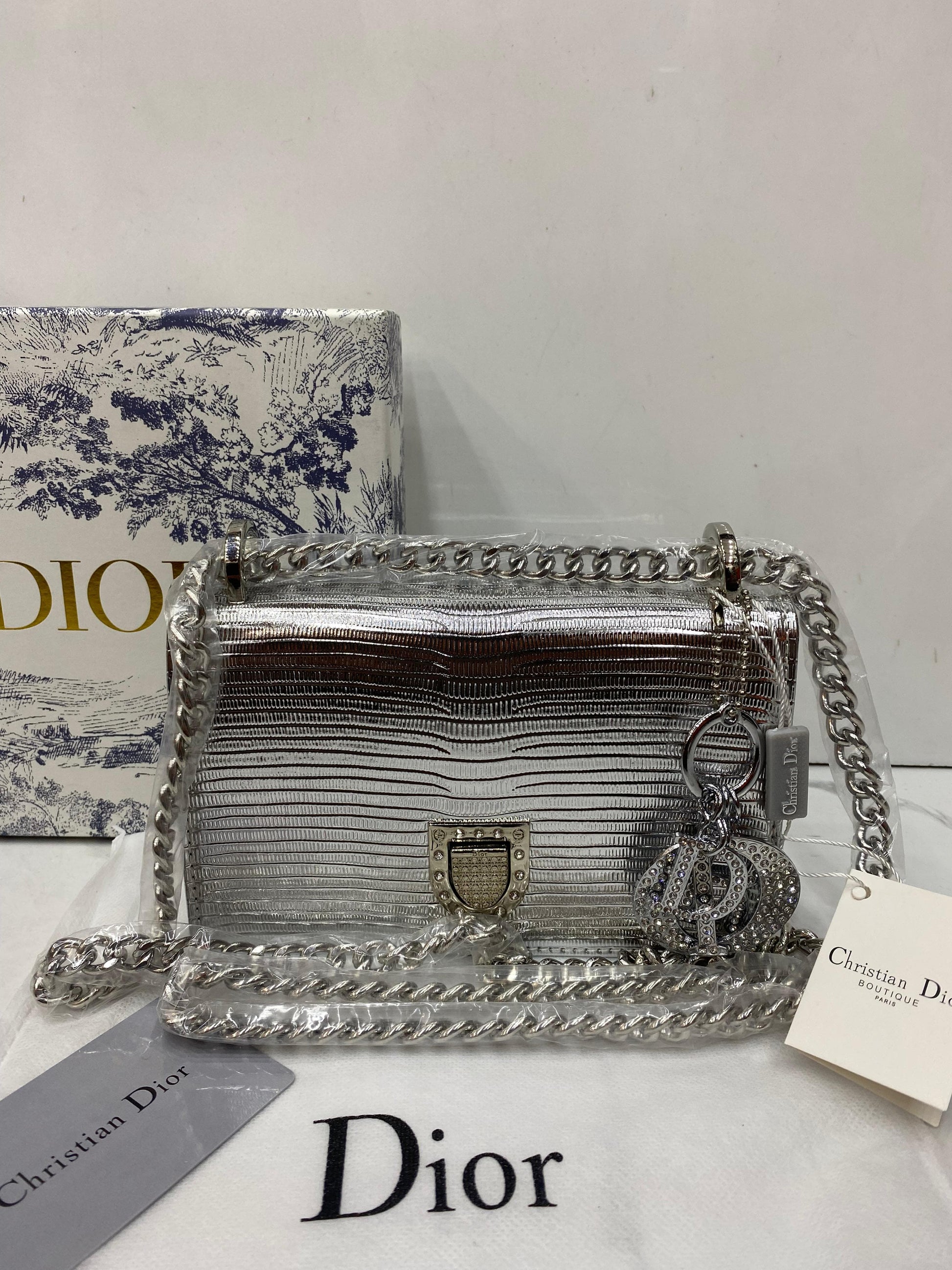 CHRISTIAN DIOR  DIORAMA SMALL