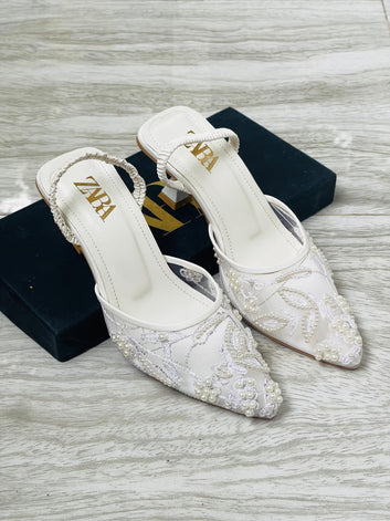 Z-A-R-A EMBROIDERED NET PUMPS