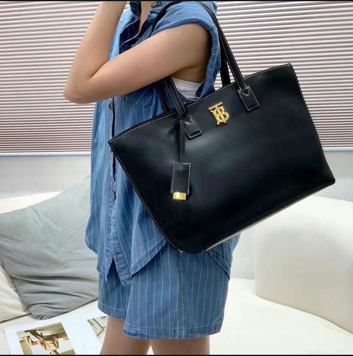 BURBERRY Master quality tote bag