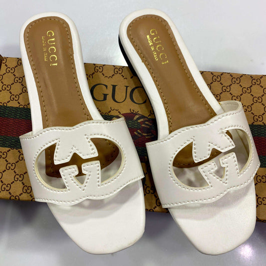 GUC-CI Flat slippers