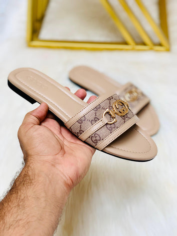 Gucc-i-flat slipper...