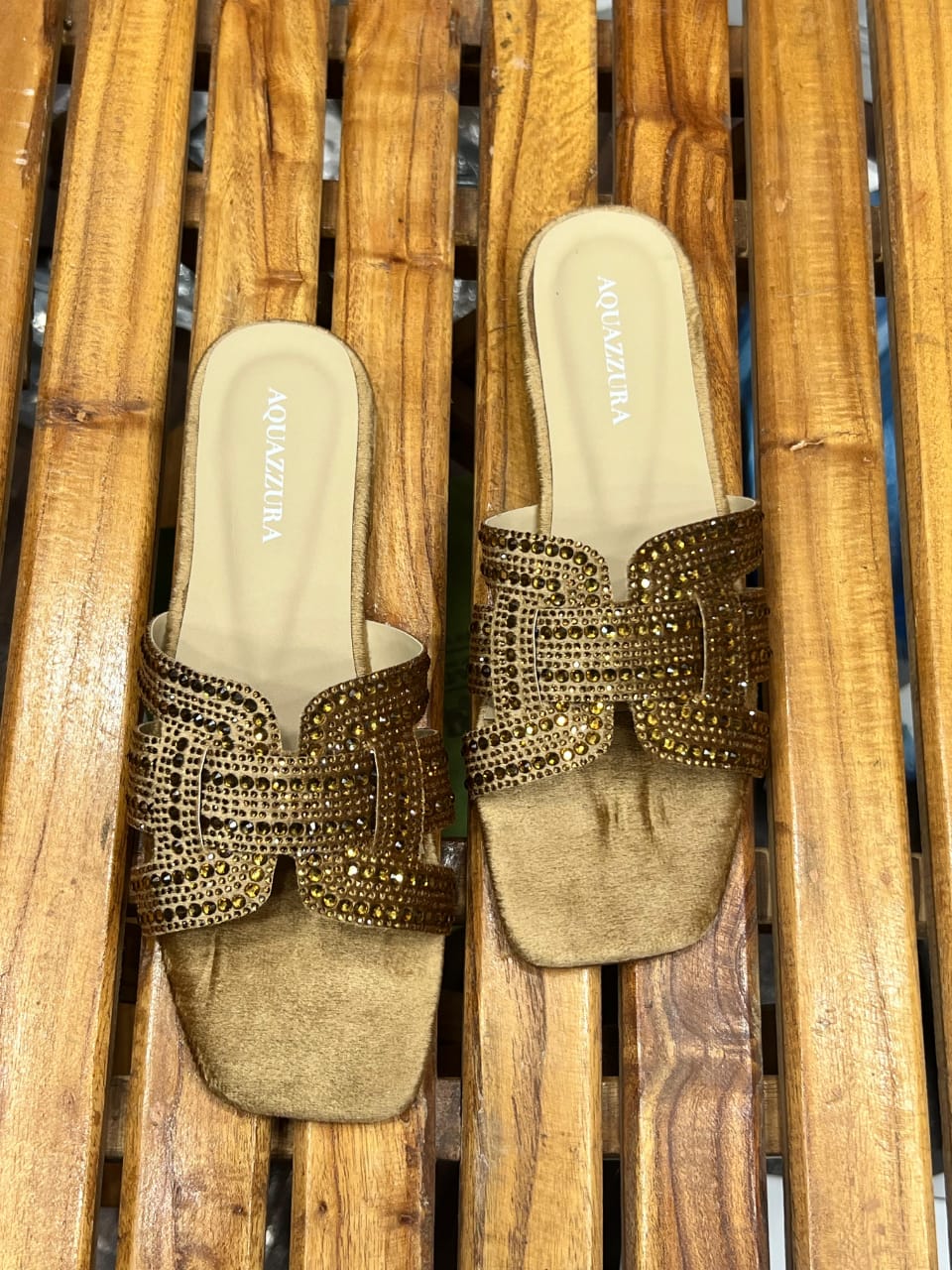 Aquazzur-a flat