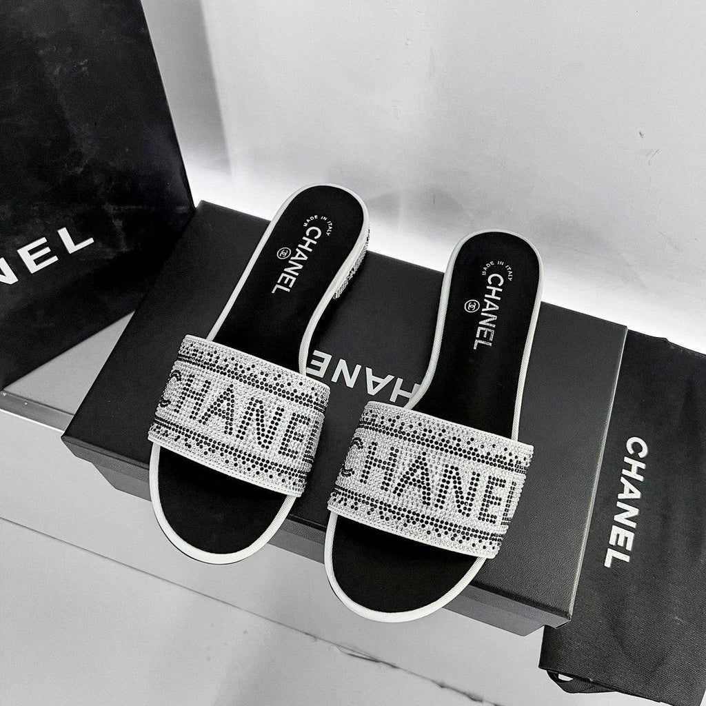 C-h-a-n-e-l flat
