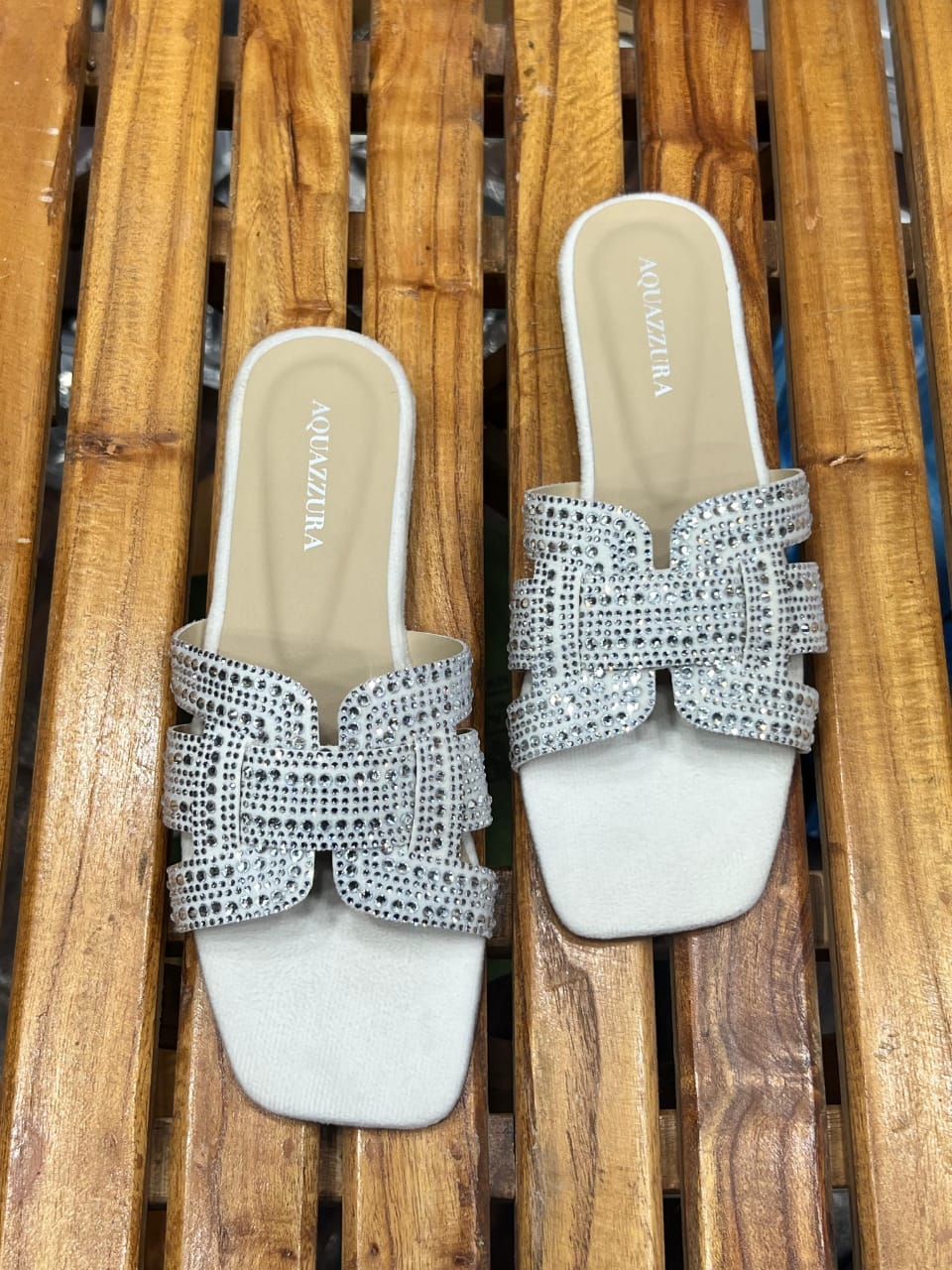 Aquazzur-a flat