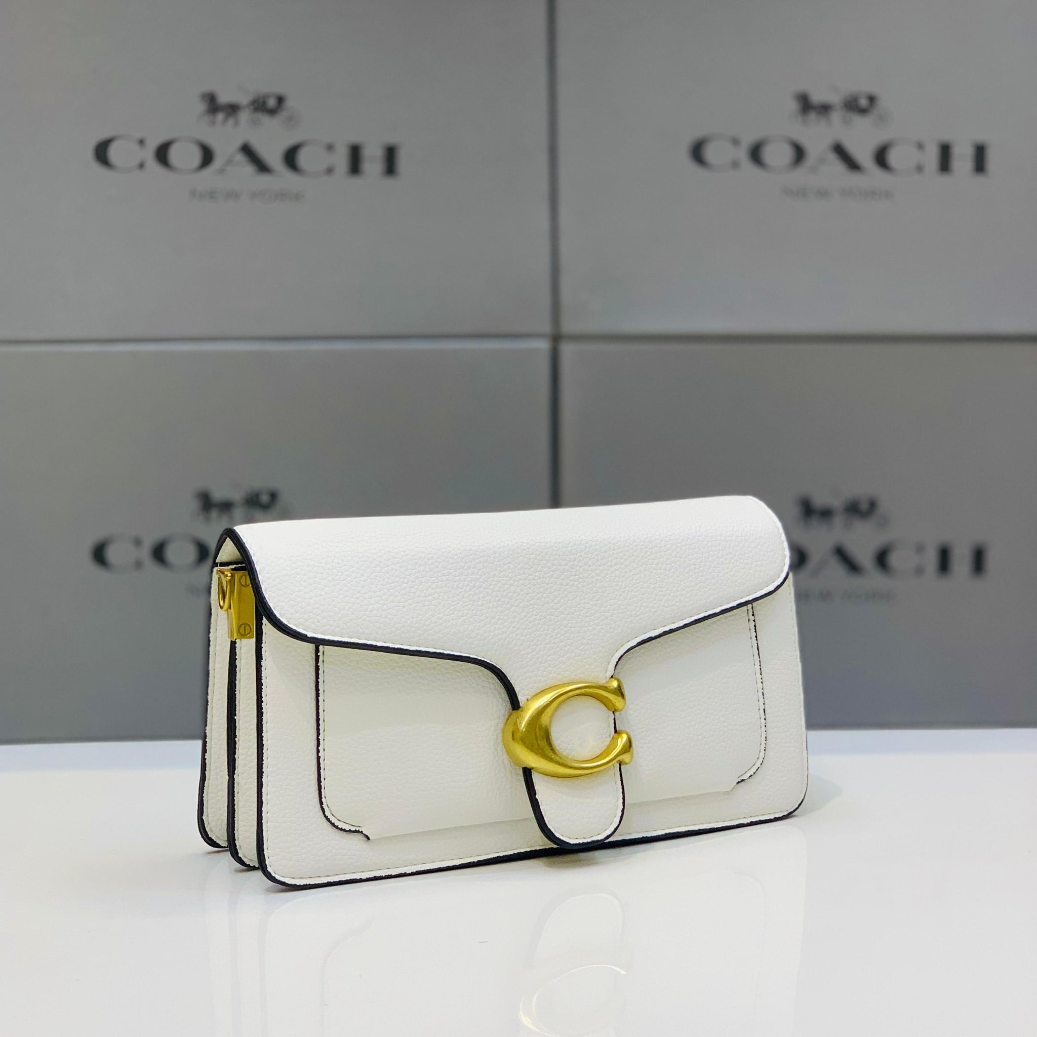Tabby 26 Co-ach