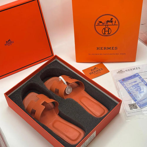 Fioure Slipper — Slip-On Comfort in Orange