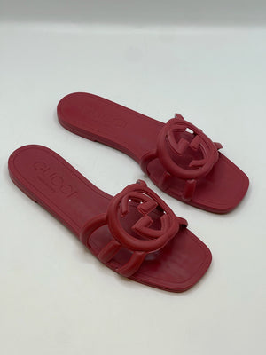 Fioure slippers — Slip-On Comfort in Maroon