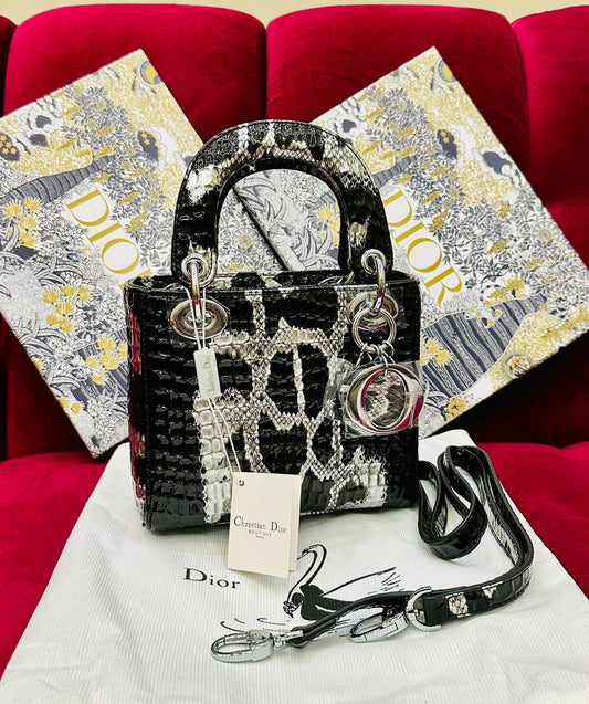 LADY DIOR