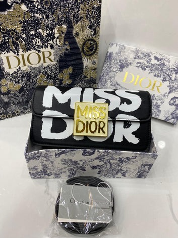 MISS DIOR