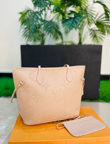 LOU*S VUITT*N TOTE BAG