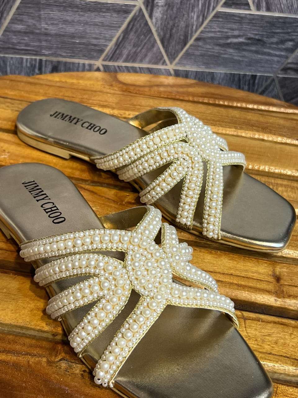 JIMMY CHOO PEARLS FLAT