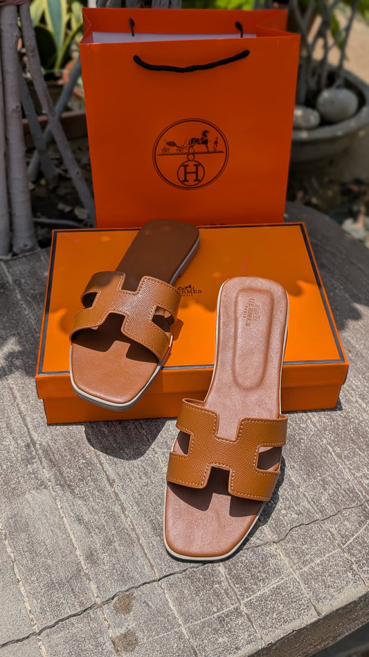 HERMES Luxury  SLIPPERS- *Premium Quality