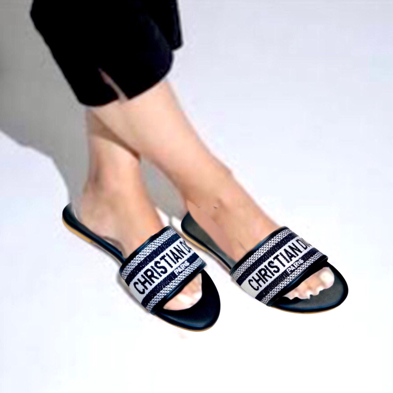 LV Embroidery Flat Slipper