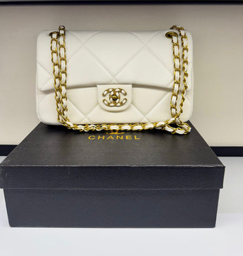 Chanel 19 Double Flap Handbag
