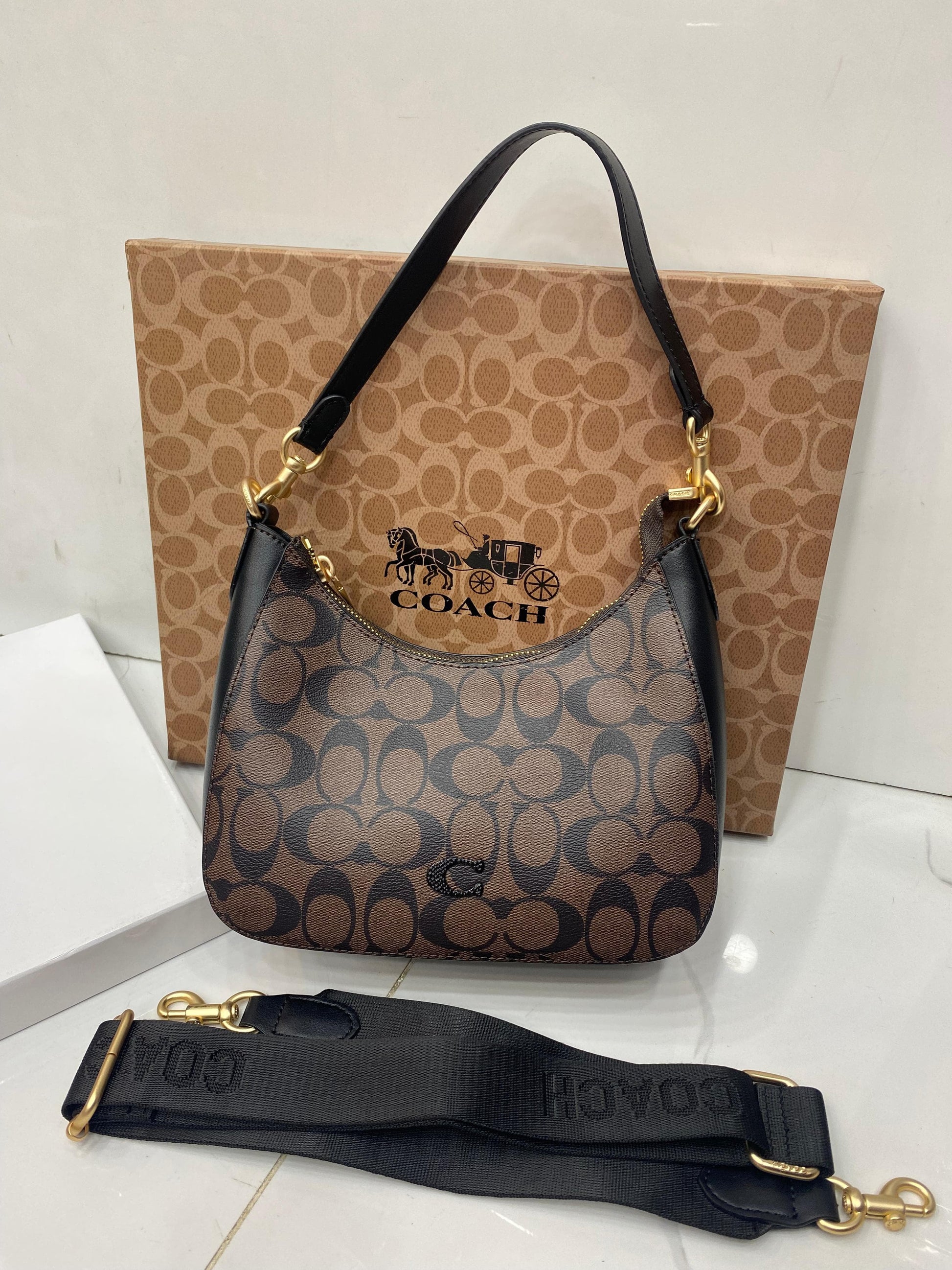 COH Teri Shoulder Bag - width measurement