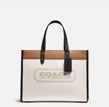 C-O-A-C-H Field Tote 22