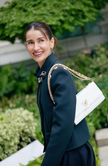 Louis Vuitton Wallet On Chain Capucines - Black Calf Leather with Gold Hardware