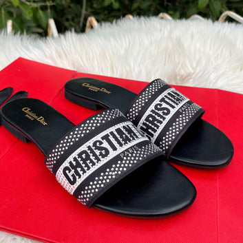 Chritian-dior-Stone's