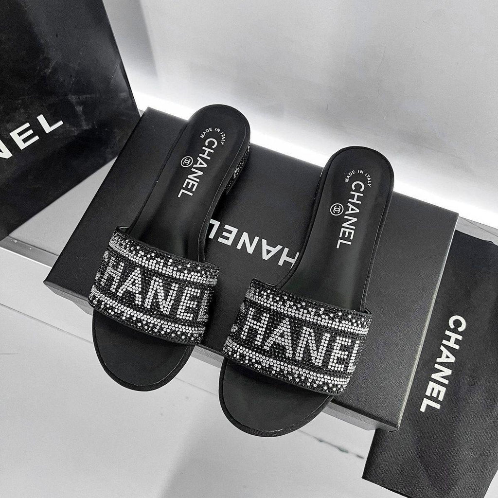 C-h-a-n-e-l flat