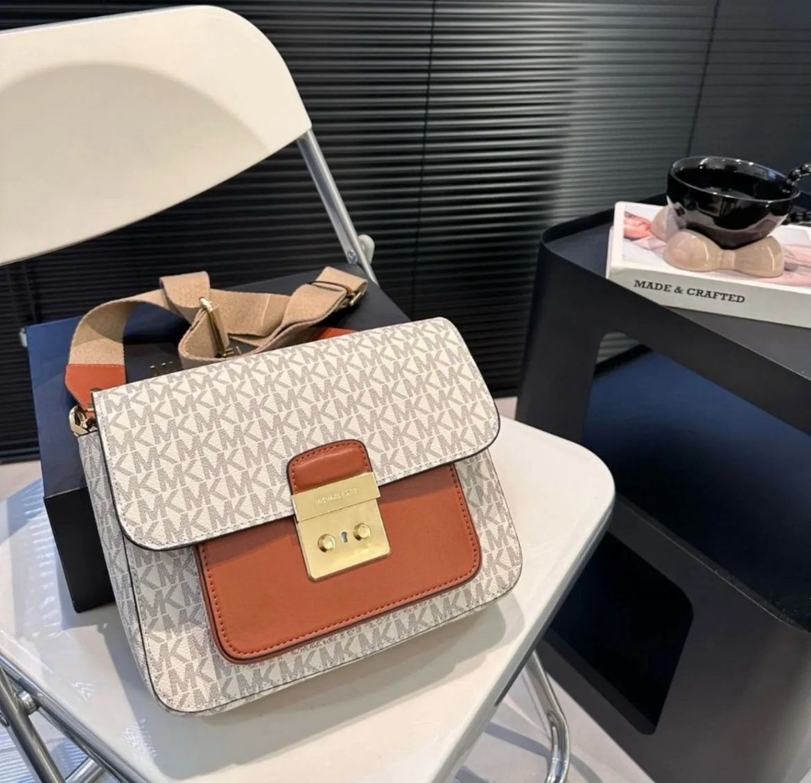 MICHAEL KORS MASTER QUALITY CROSSBODY BAG