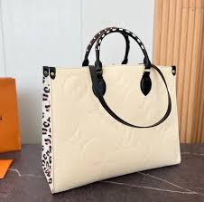 Louis Vuiton Black Tote Leather Leopard