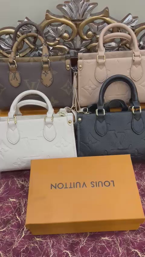 Lv On The Go Small