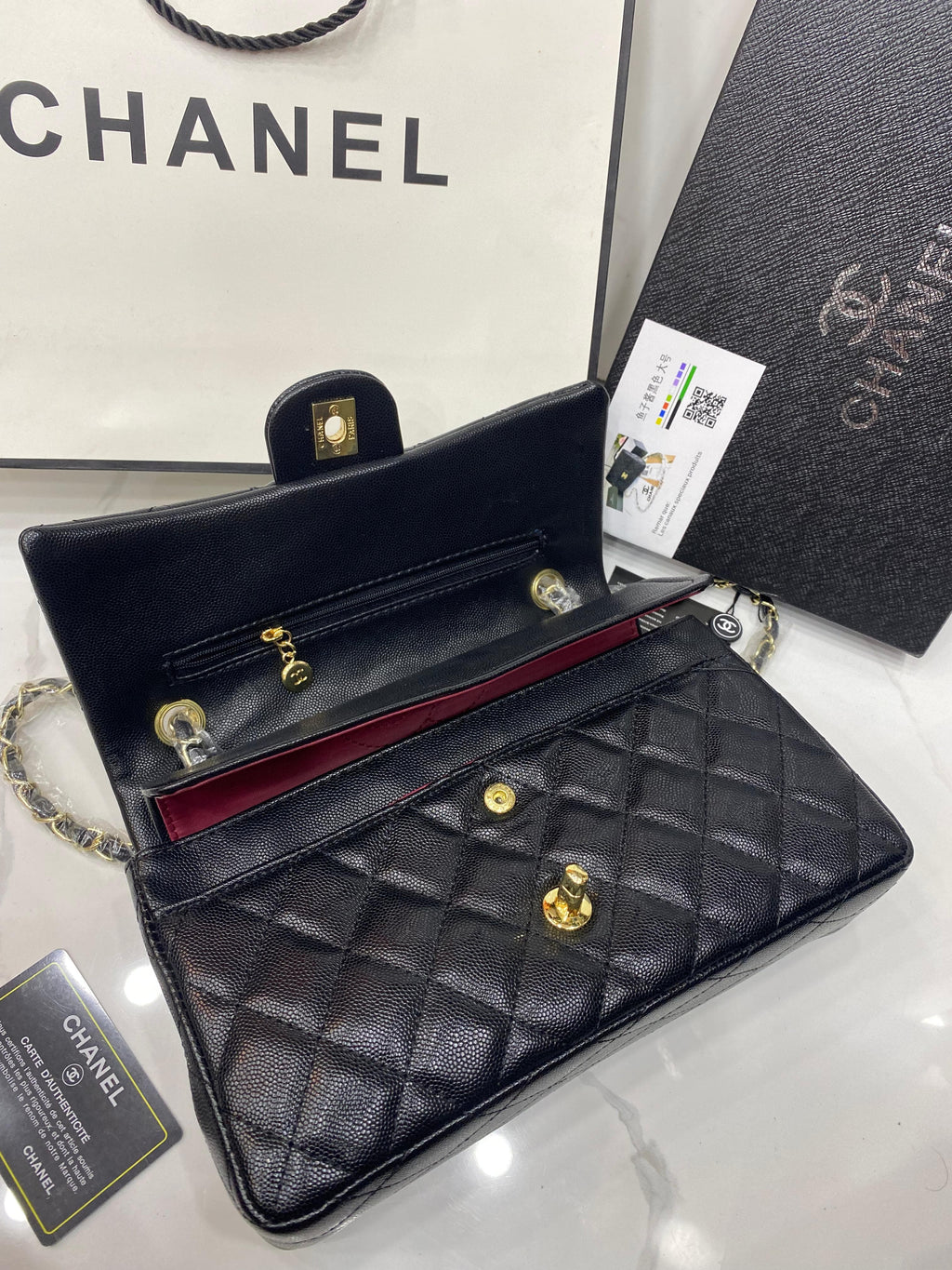 CHANEL CLASSIC