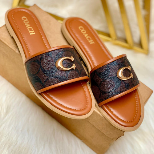 Fioure C Buckle Flat — Slip-On Comfort in Flat